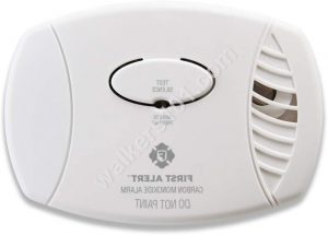 First Alert CO605 Carbon Monoxide Plug-In Alarm